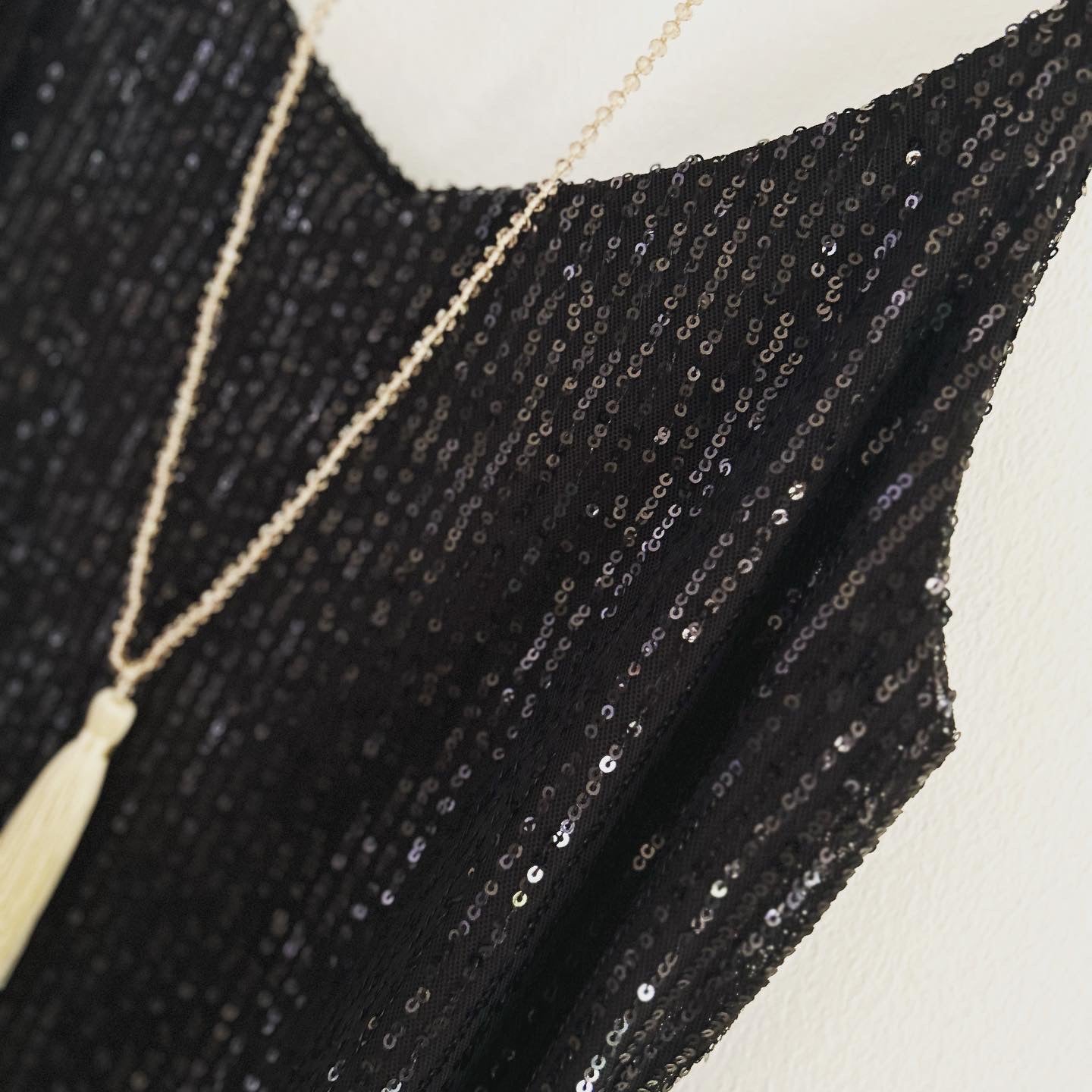 Sequin top black