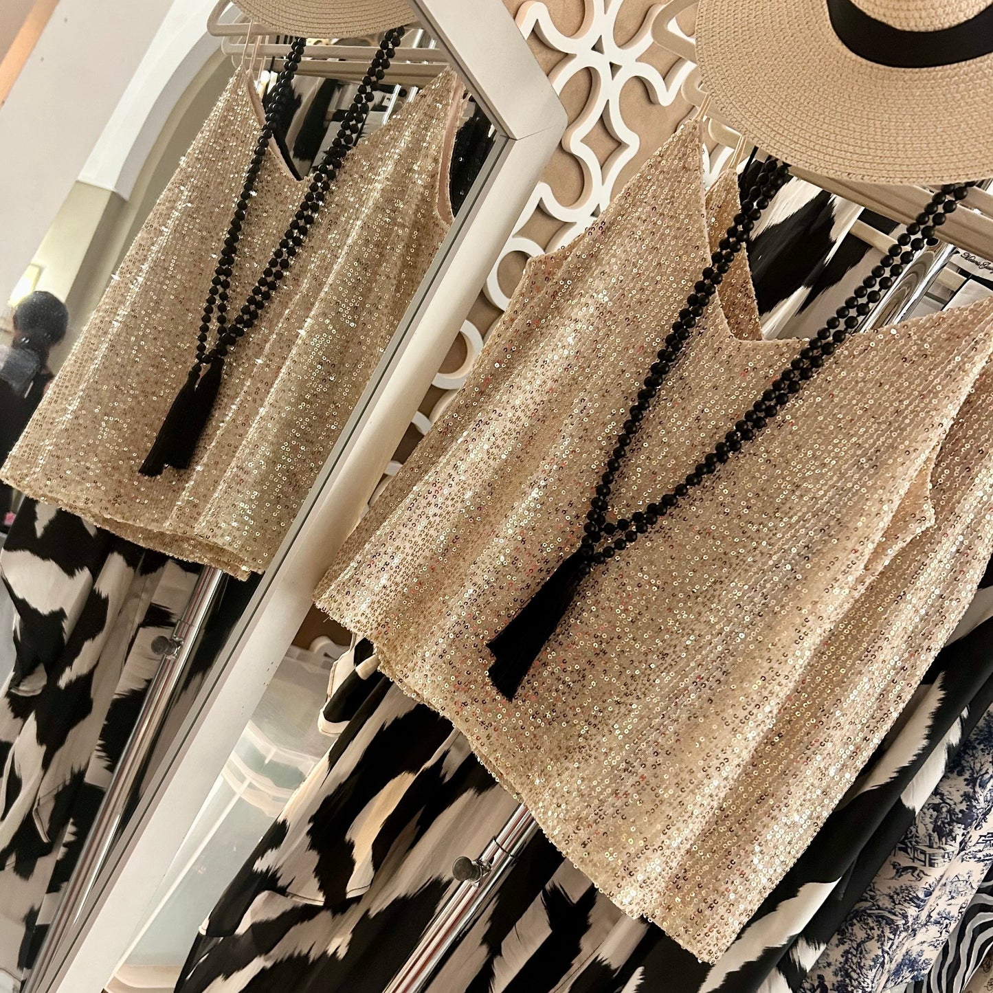 Sequin top gold