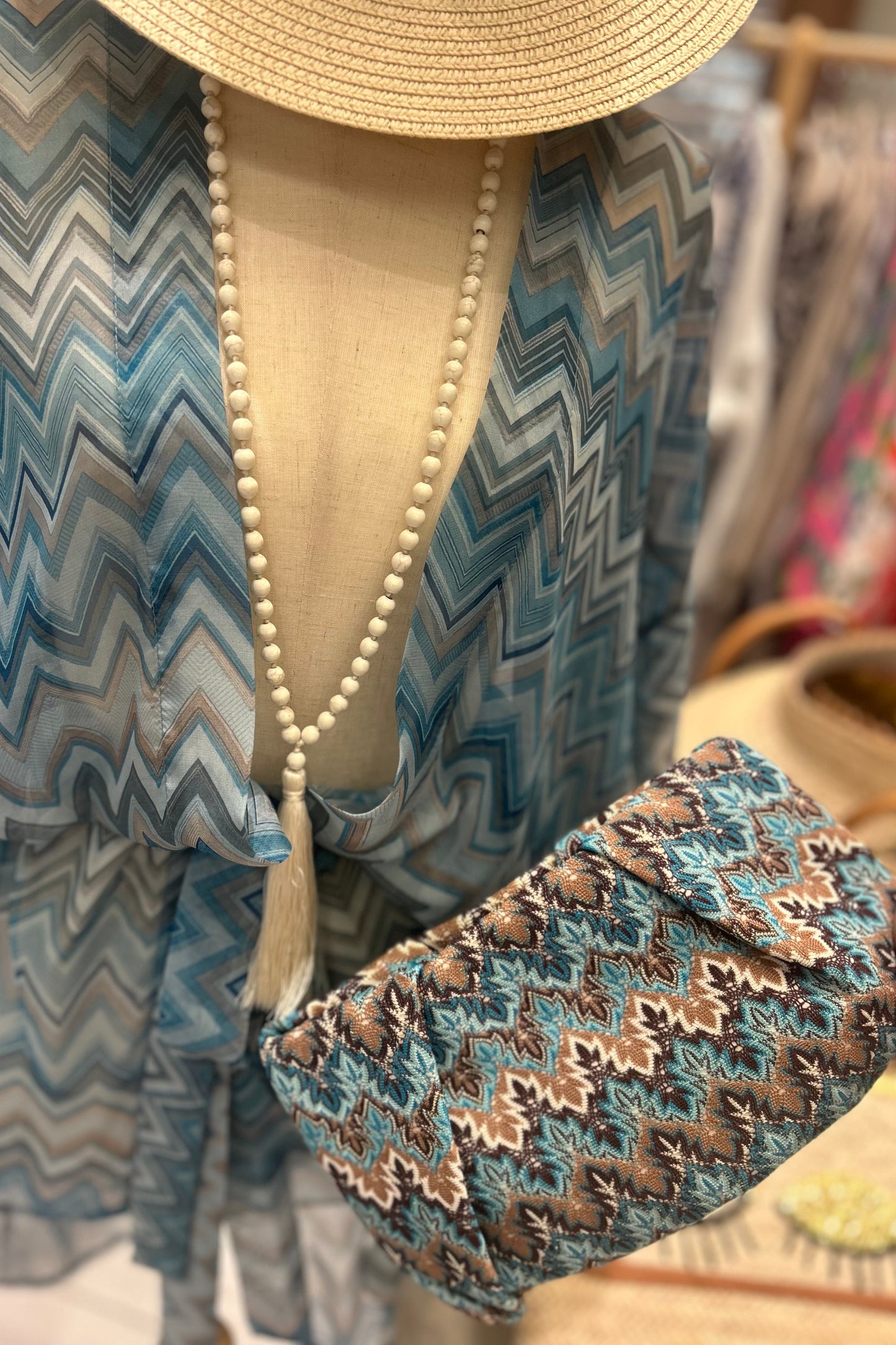 Woven fabric clutch bag