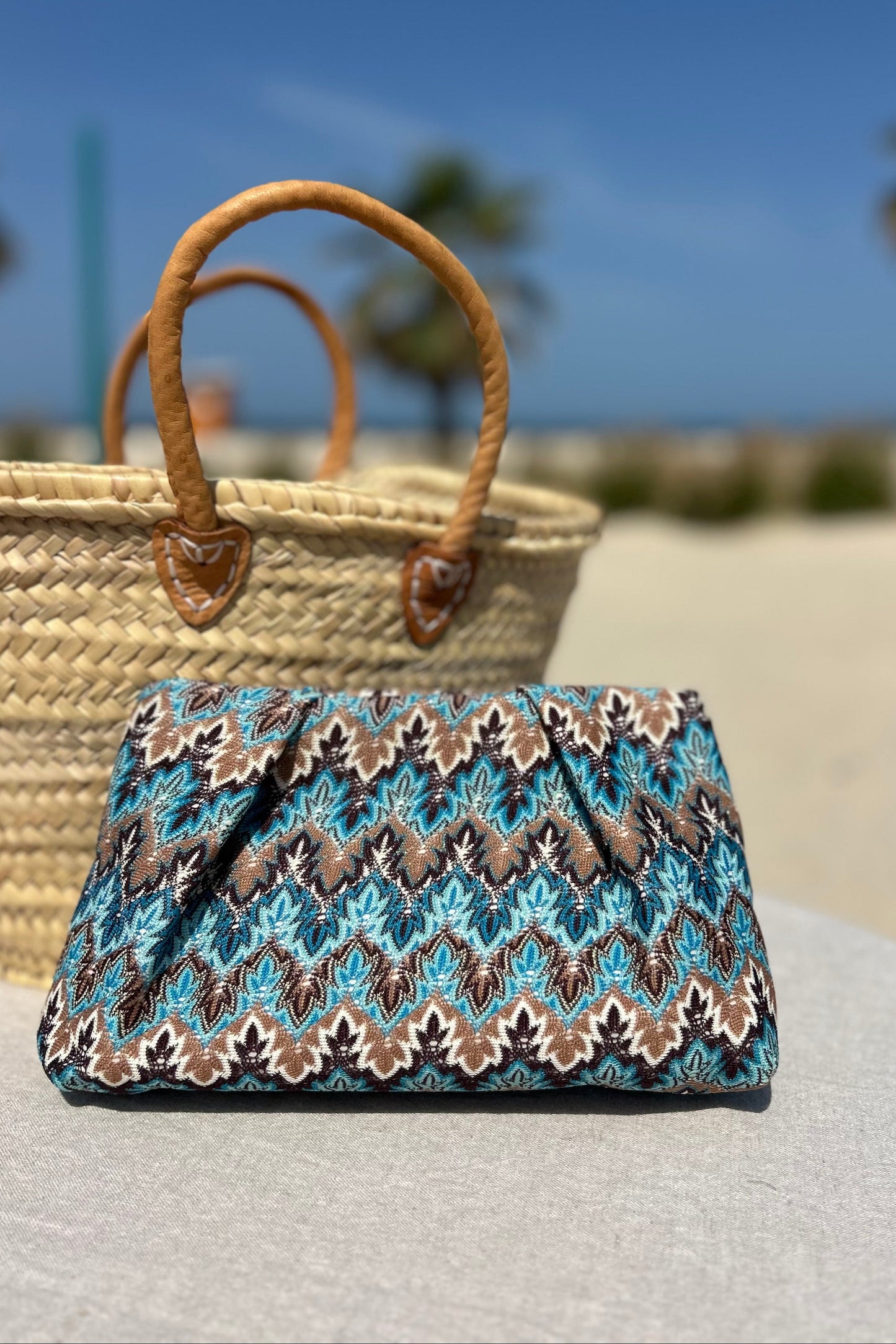 Woven fabric clutch bag
